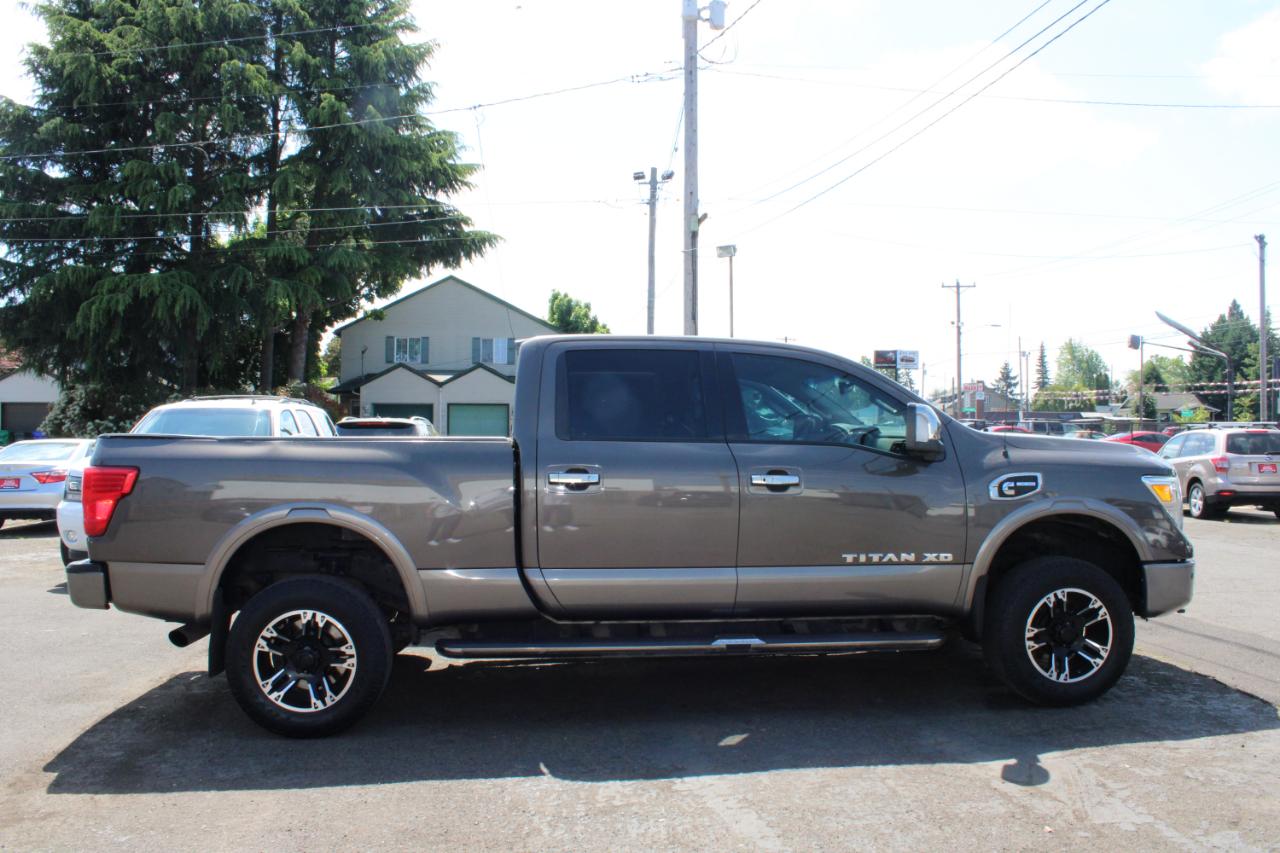 Nissan Titan XD 4WD Crew Cab Platinum Reserve Diesel 2016