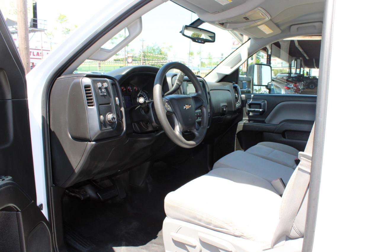 Chevrolet 2500 Pickups  2015
