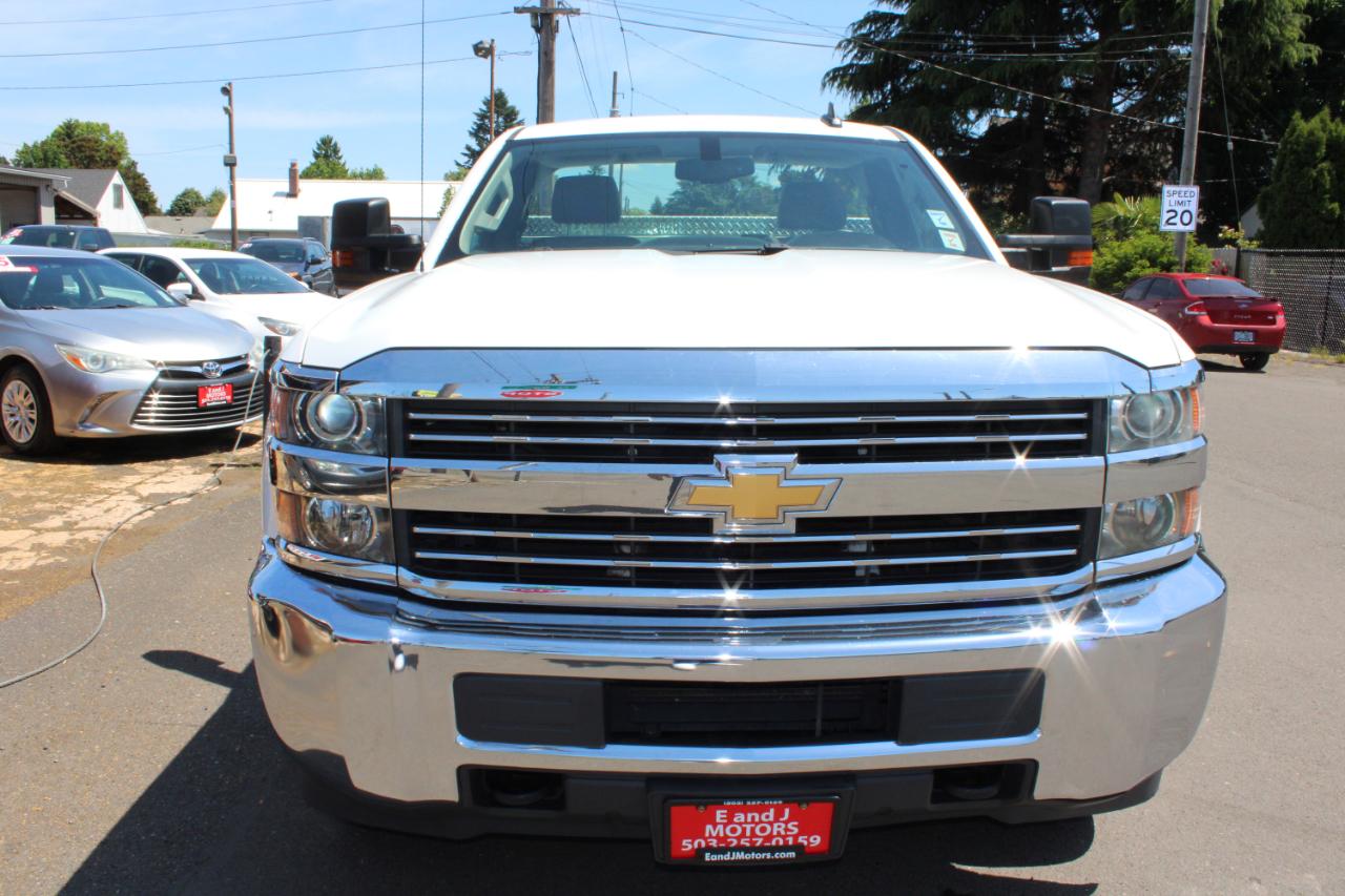 Chevrolet 2500 Pickups  2015