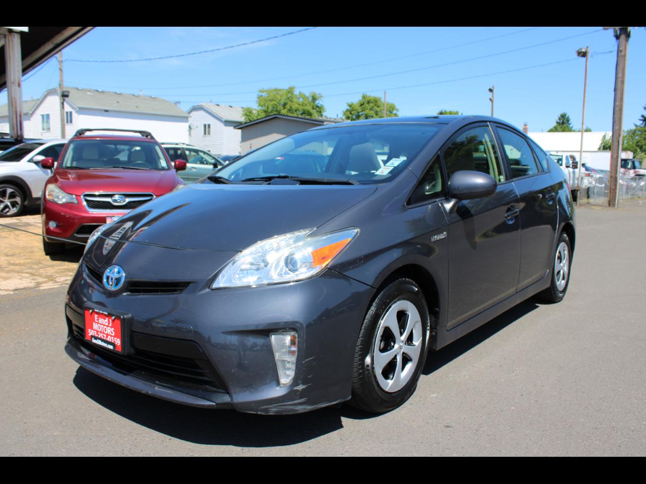 Toyota Prius 5dr HB Three (Natl) 2014