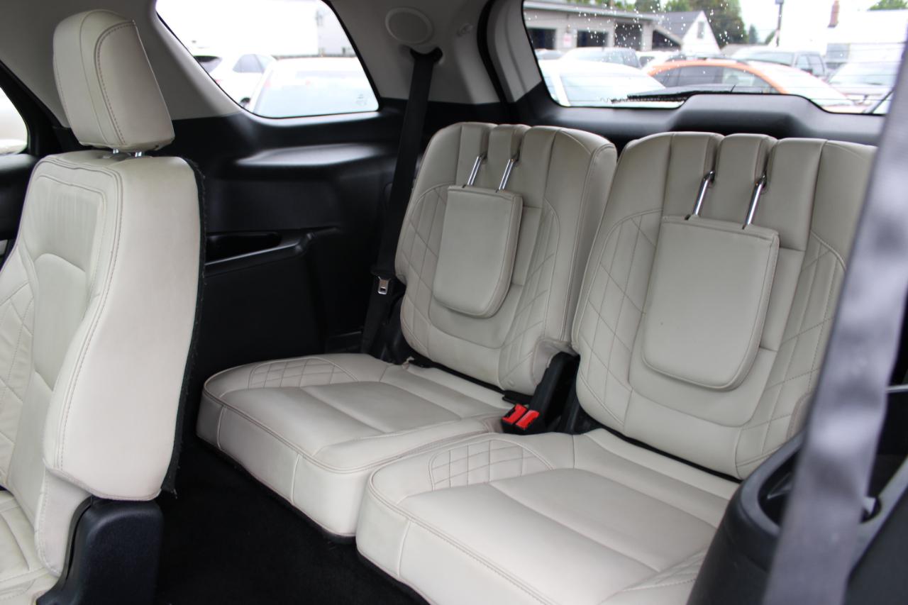 Ford Explorer 4WD 4dr Platinum 2016