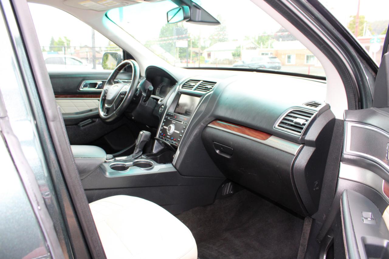 Ford Explorer 4WD 4dr Platinum 2016