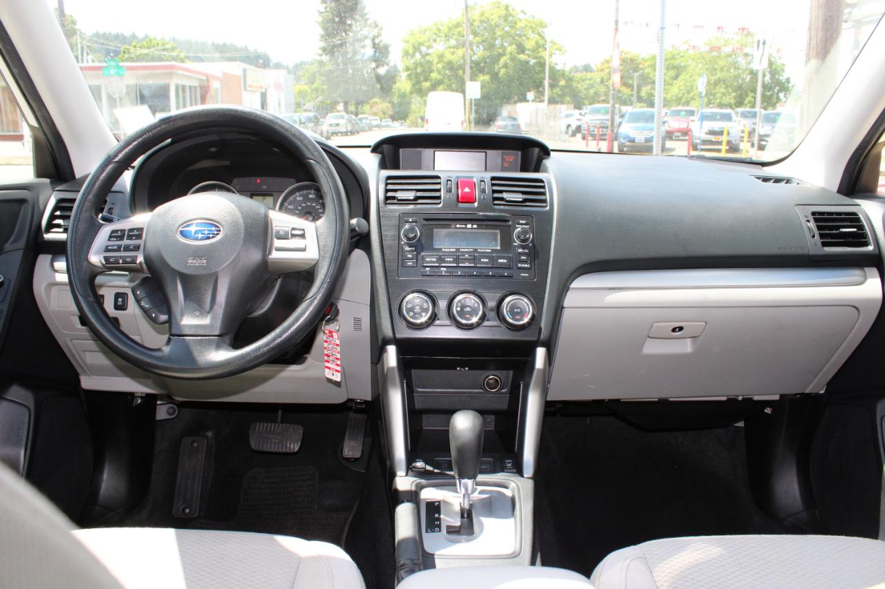 Subaru Forester 4dr CVT 2.5i Premium PZEV 2015
