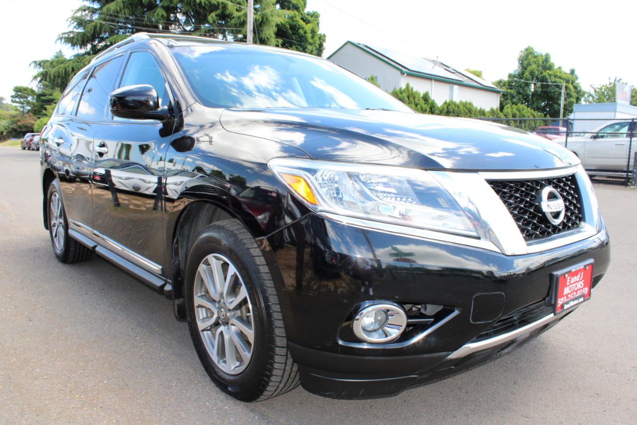 Nissan Pathfinder 4WD 4dr SL 2013