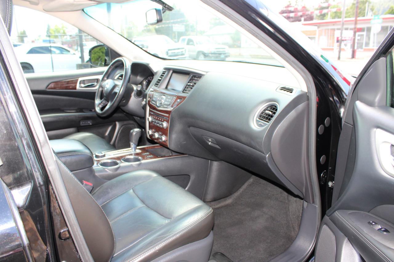 Nissan Pathfinder 4WD 4dr SL 2013