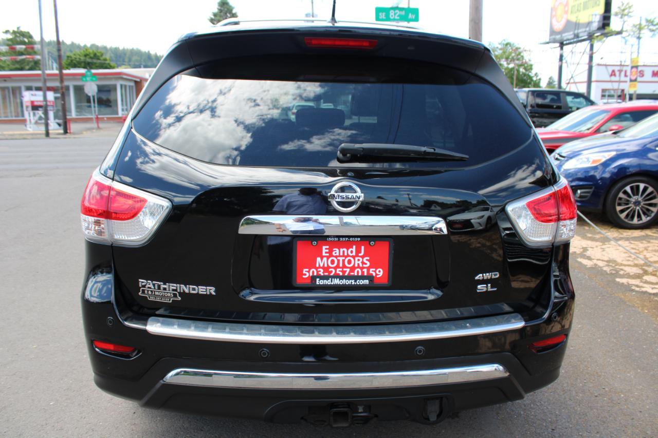 Nissan Pathfinder 4WD 4dr SL 2013