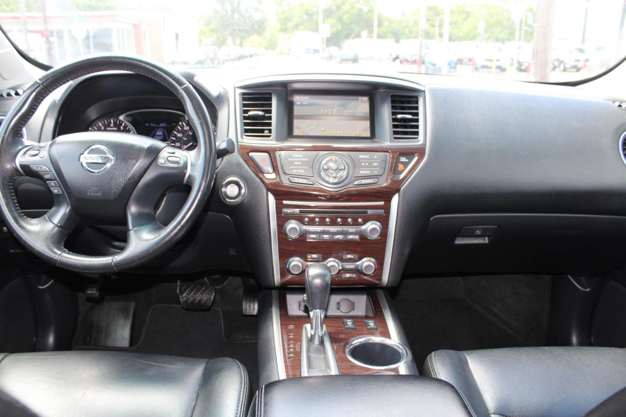 Nissan Pathfinder 4WD 4dr SL 2013