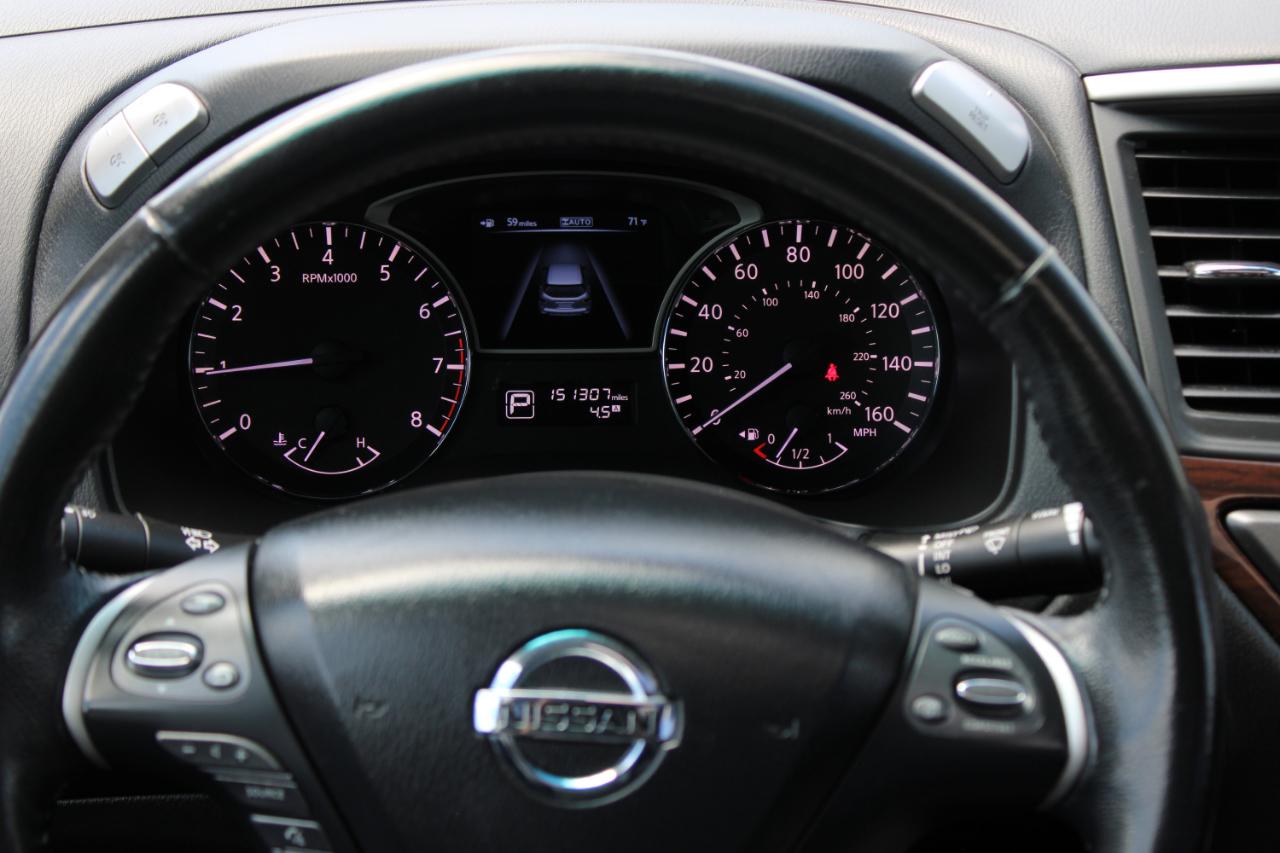 Nissan Pathfinder 4WD 4dr SL 2013