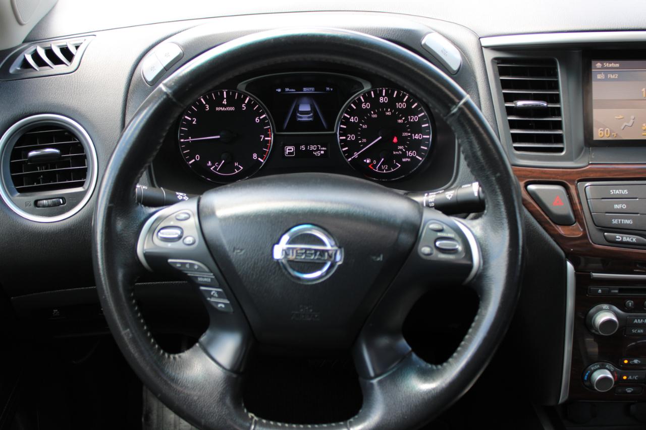 Nissan Pathfinder 4WD 4dr SL 2013
