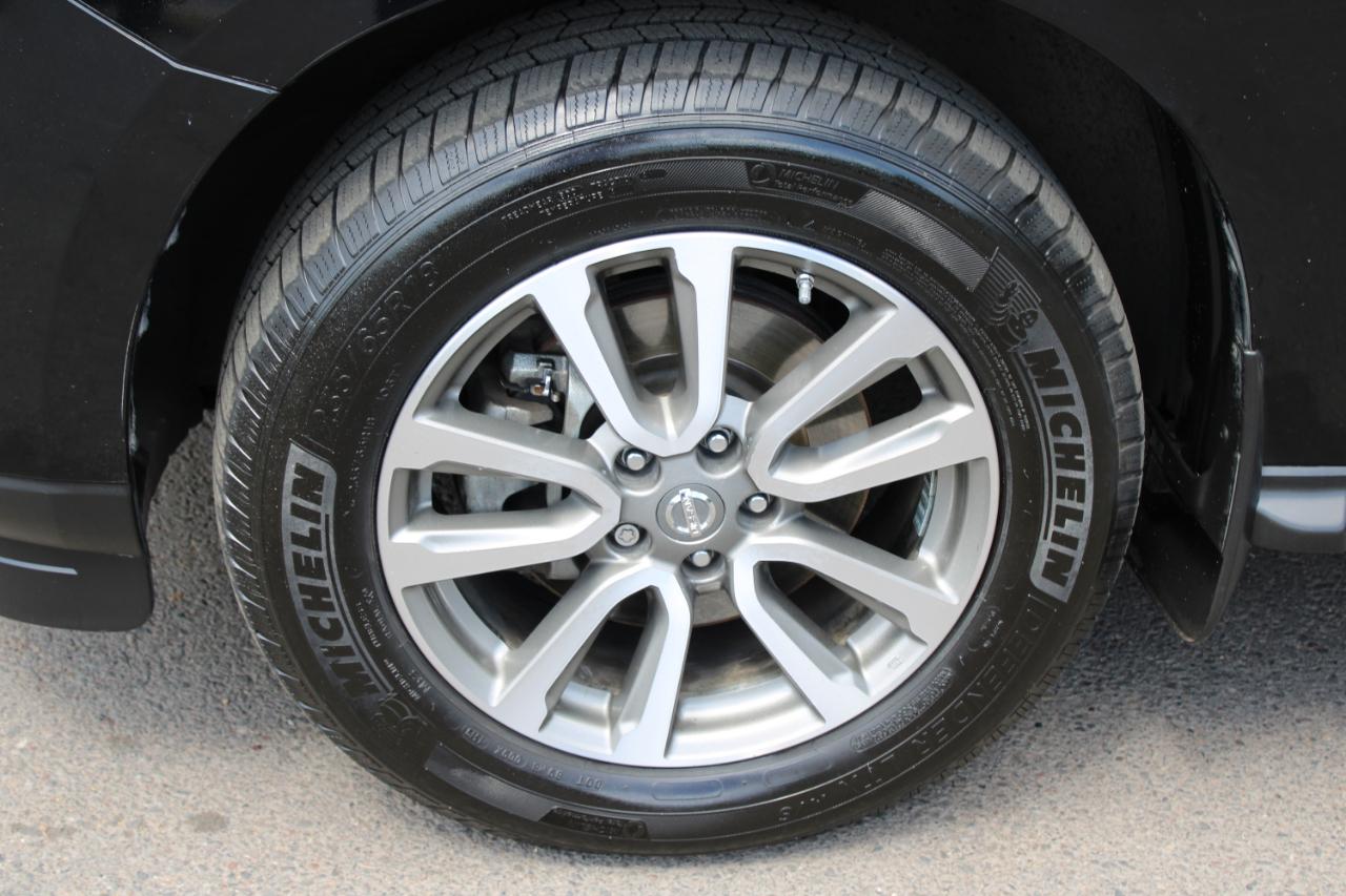 Nissan Pathfinder 4WD 4dr SL 2013