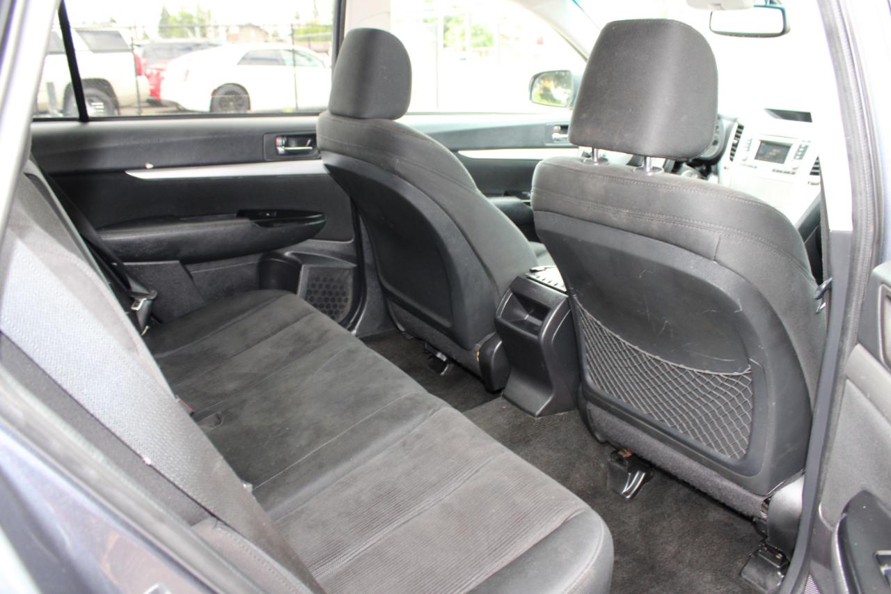 Subaru Outback 4dr Wgn H4 Auto 2.5i Premium 2014