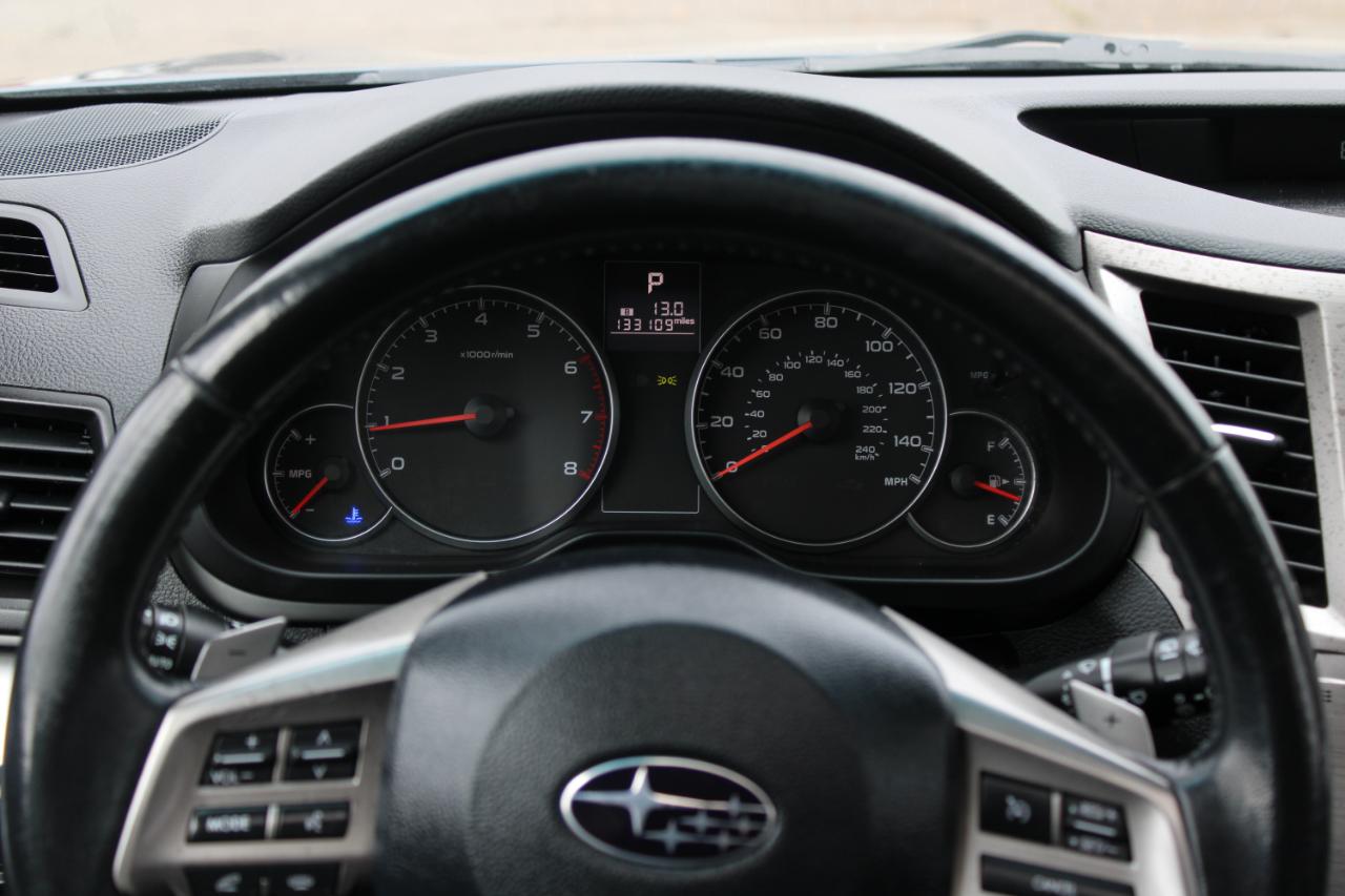 Subaru Outback 4dr Wgn H4 Auto 2.5i Premium 2014