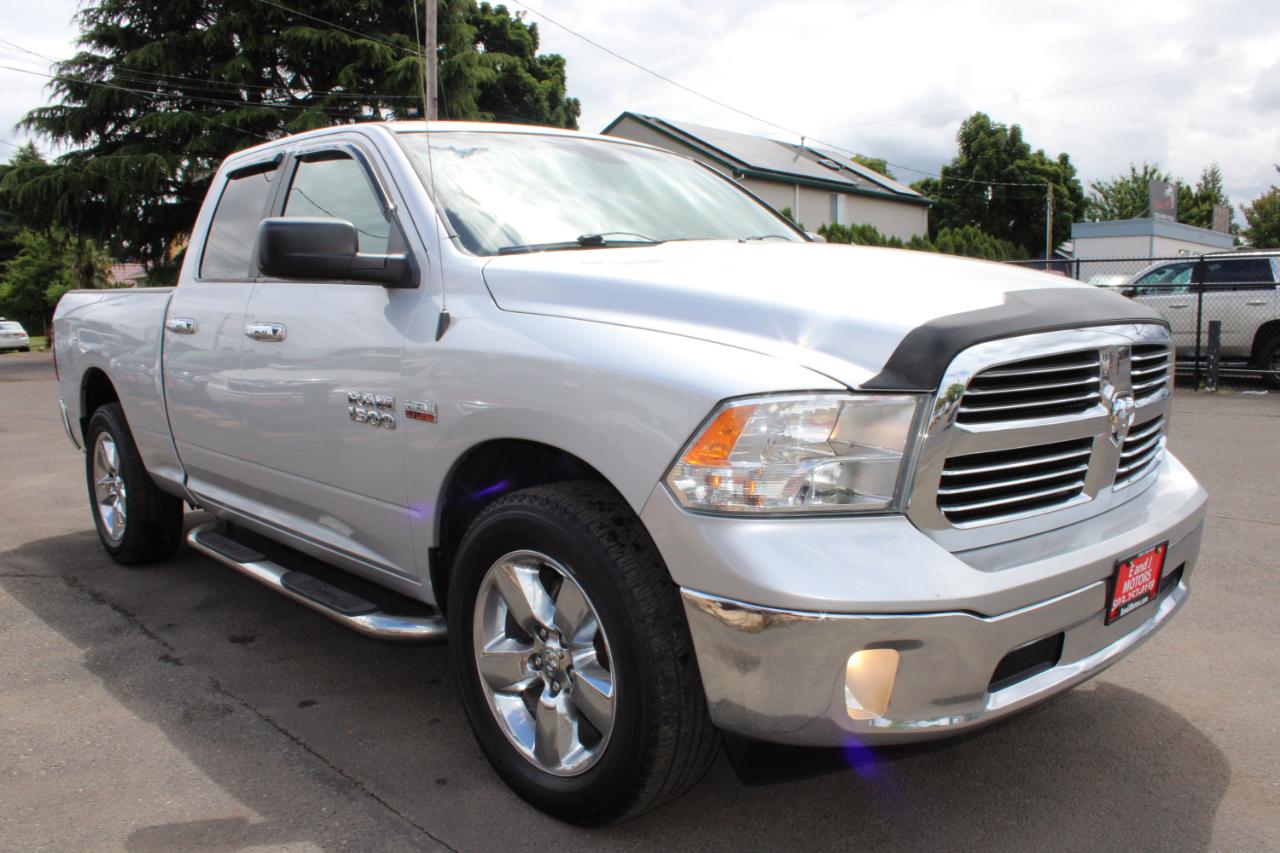 RAM 1500 4WD Quad Cab 140.5" Big Horn 2015