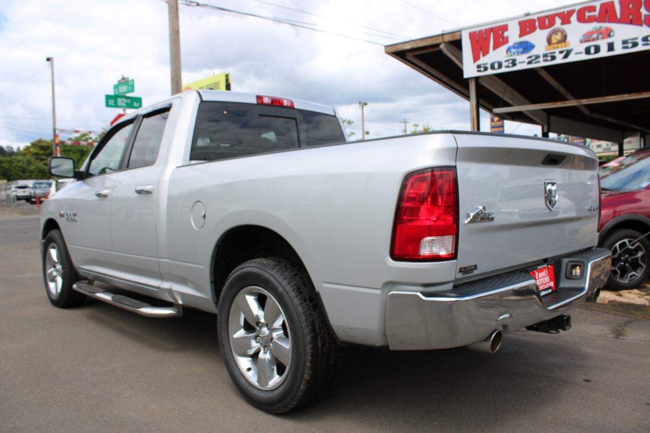 RAM 1500 4WD Quad Cab 140.5" Big Horn 2015