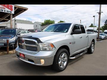2015 RAM 1500 4WD Quad Cab 140.5" Big Horn