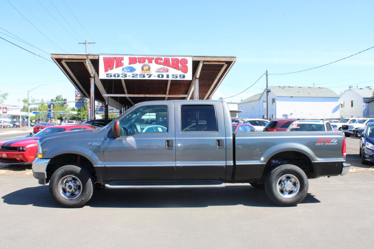 Ford Super Duty F-250 Crew Cab 156" Lariat 4WD 2003