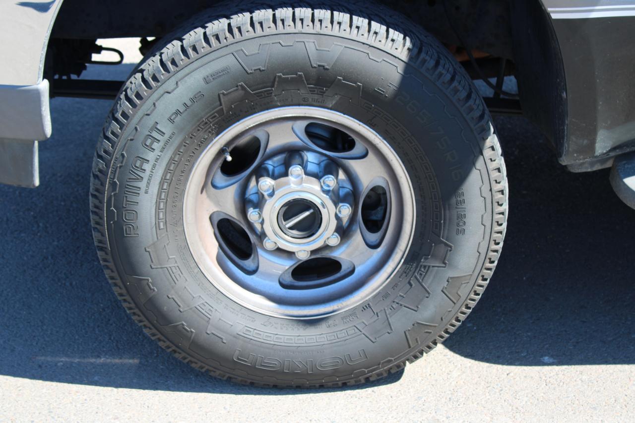 Ford Super Duty F-250 Crew Cab 156" Lariat 4WD 2003