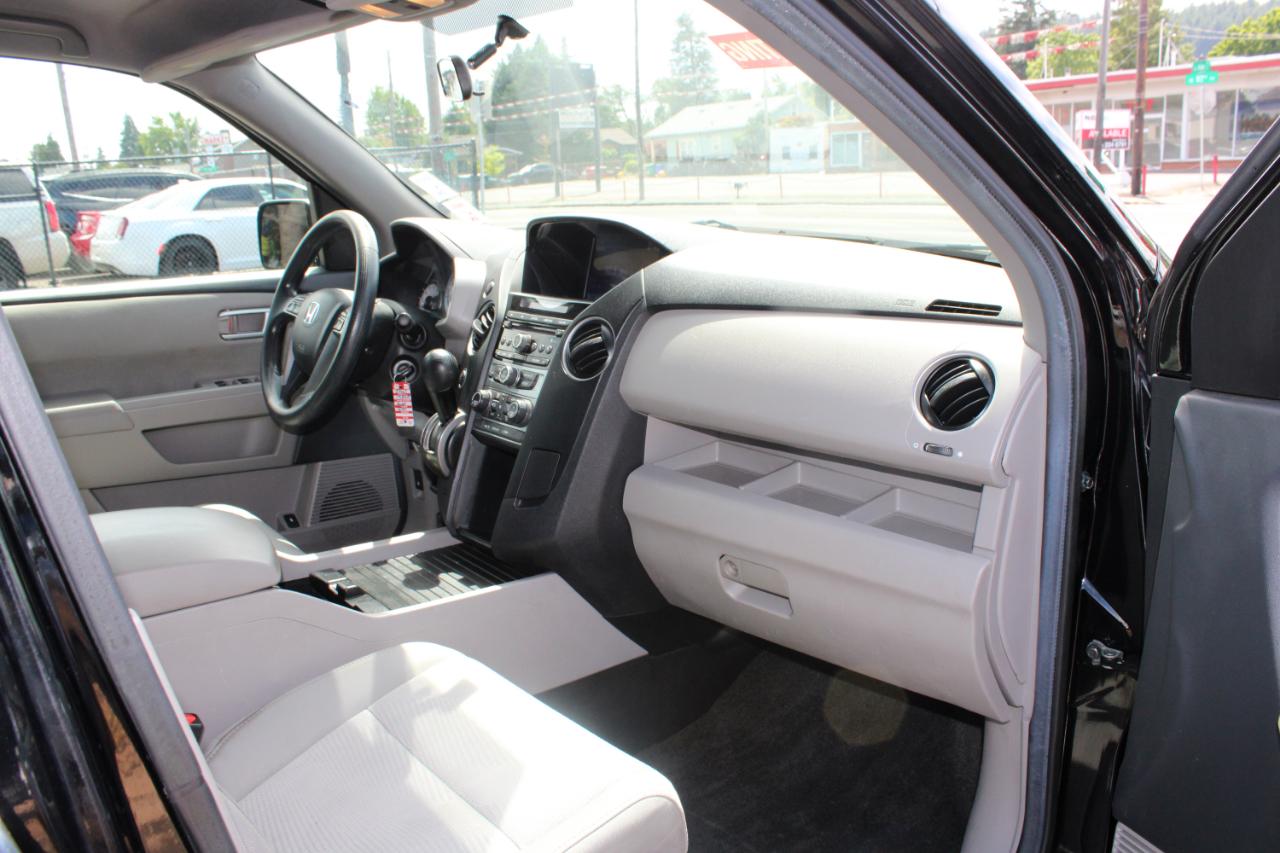 Honda Pilot 4WD 4dr LX 2013