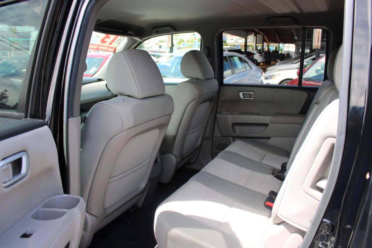 Honda Pilot 4WD 4dr LX 2013