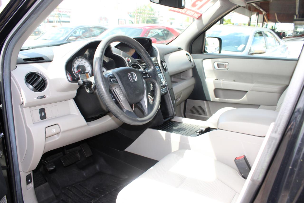 Honda Pilot 4WD 4dr LX 2013