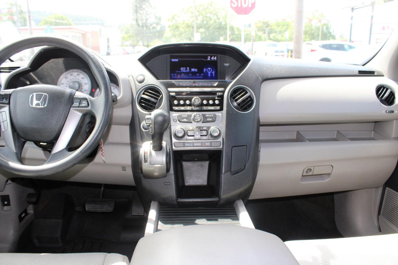 Honda Pilot 4WD 4dr LX 2013
