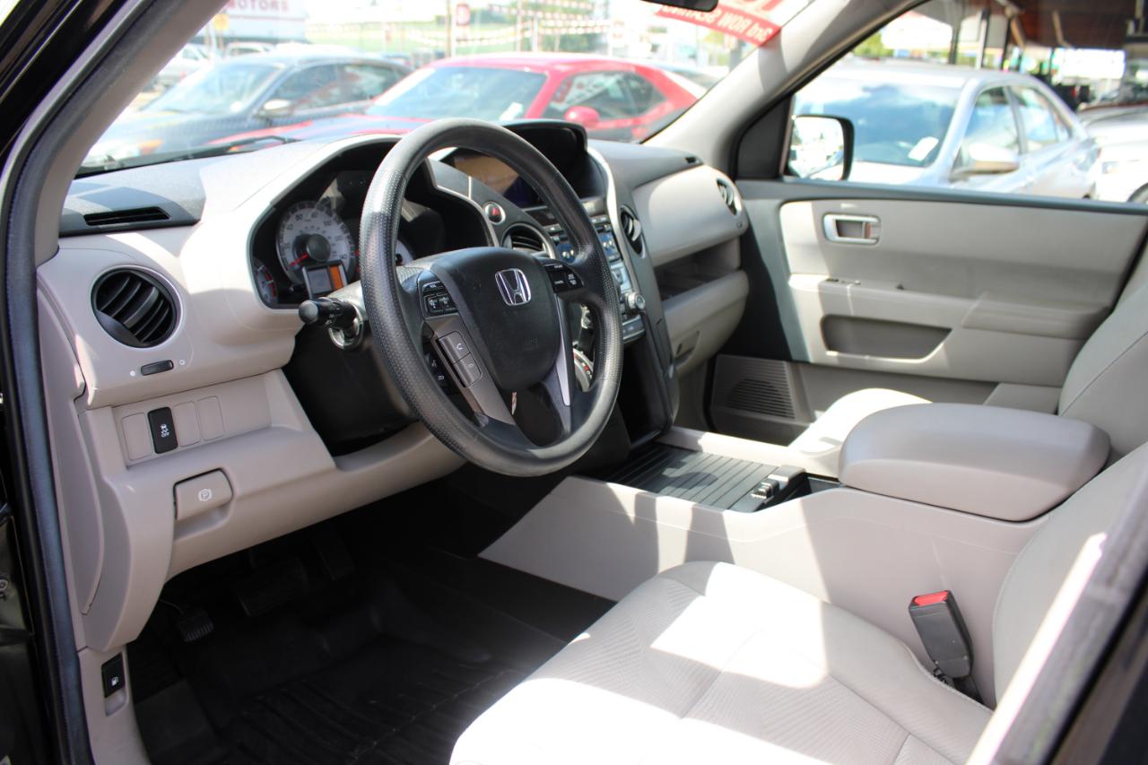 Honda Pilot 4WD 4dr LX 2013
