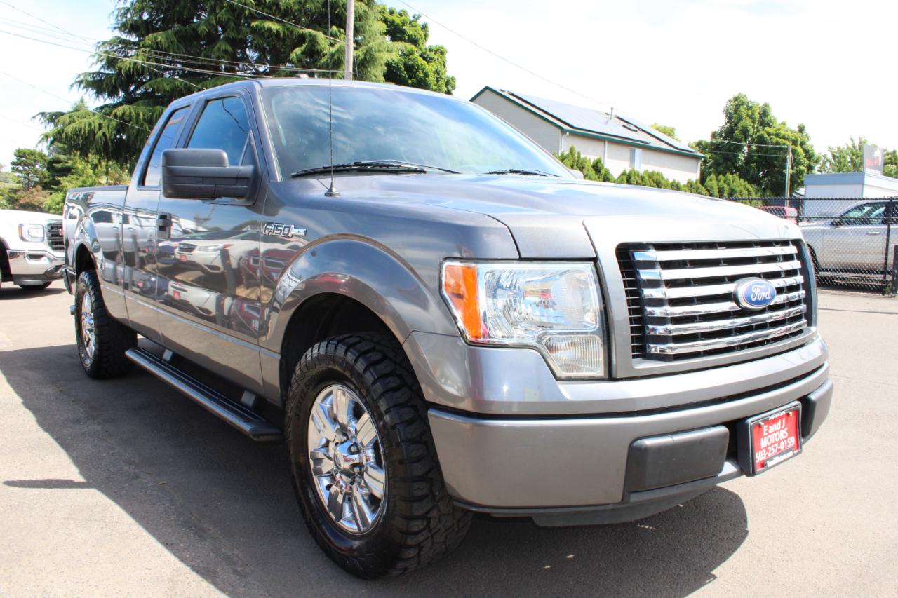 Ford F-150 2WD SuperCab 145" XLT 2011