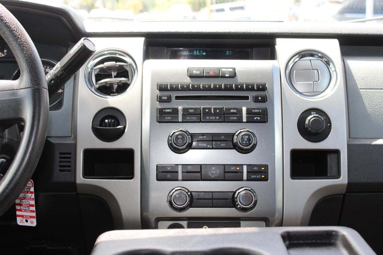 Ford F-150 2WD SuperCab 145" XLT 2011