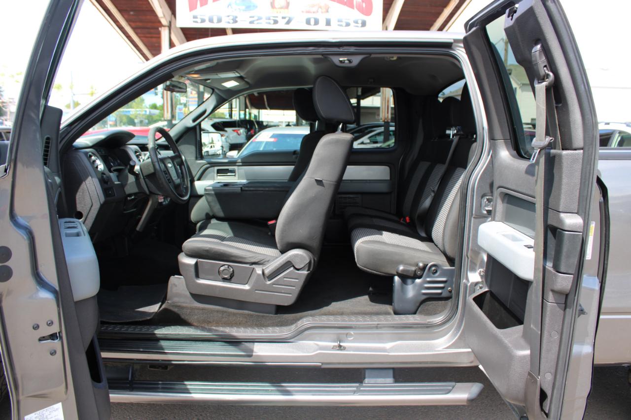 Ford F-150 2WD SuperCab 145" XLT 2011
