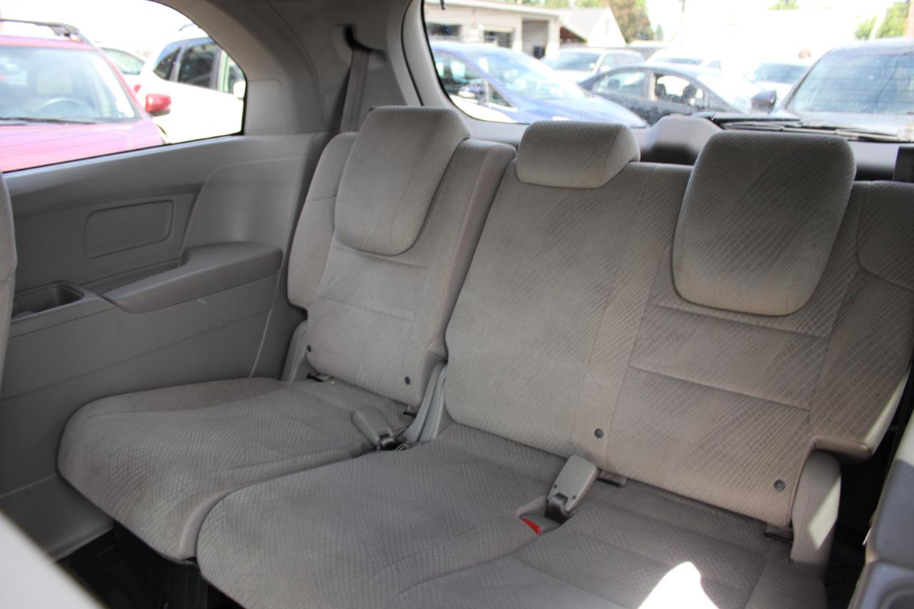 Honda Odyssey 5dr LX 2016