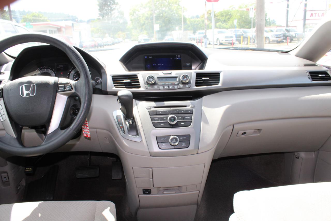 Honda Odyssey 5dr LX 2016