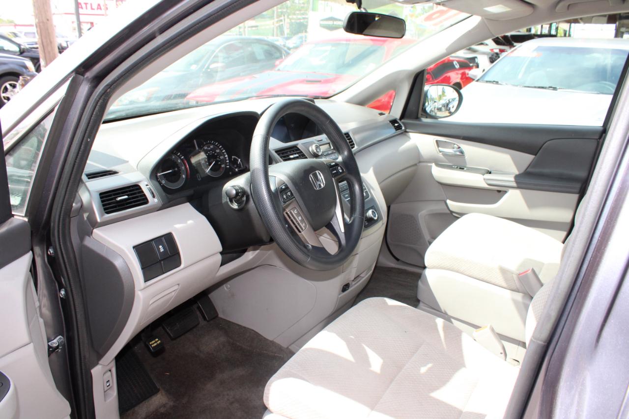 Honda Odyssey 5dr LX 2016