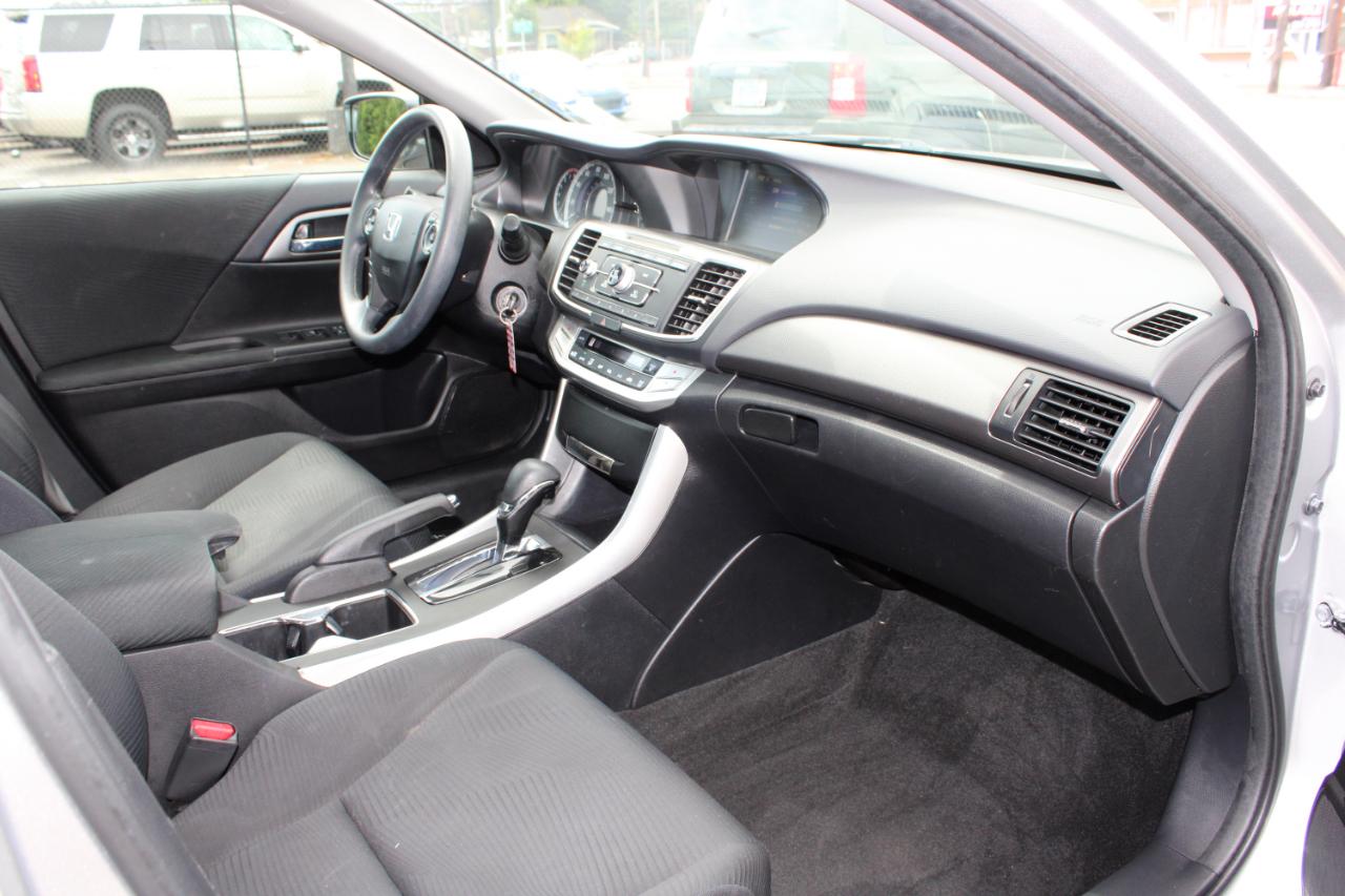 Honda Accord Sedan 4dr I4 CVT LX 2015