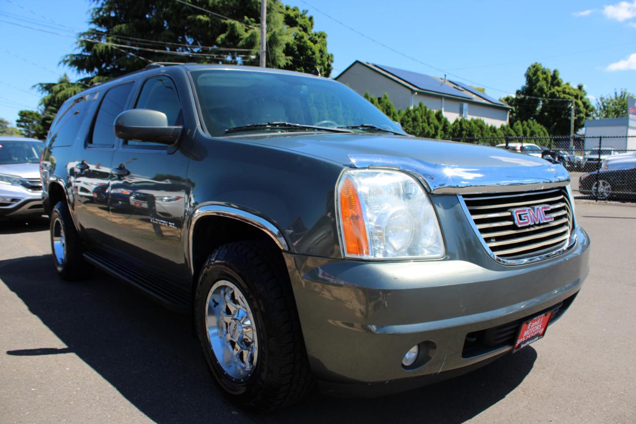 GMC Yukon XL 4WD 4dr 1500 SLT 2011