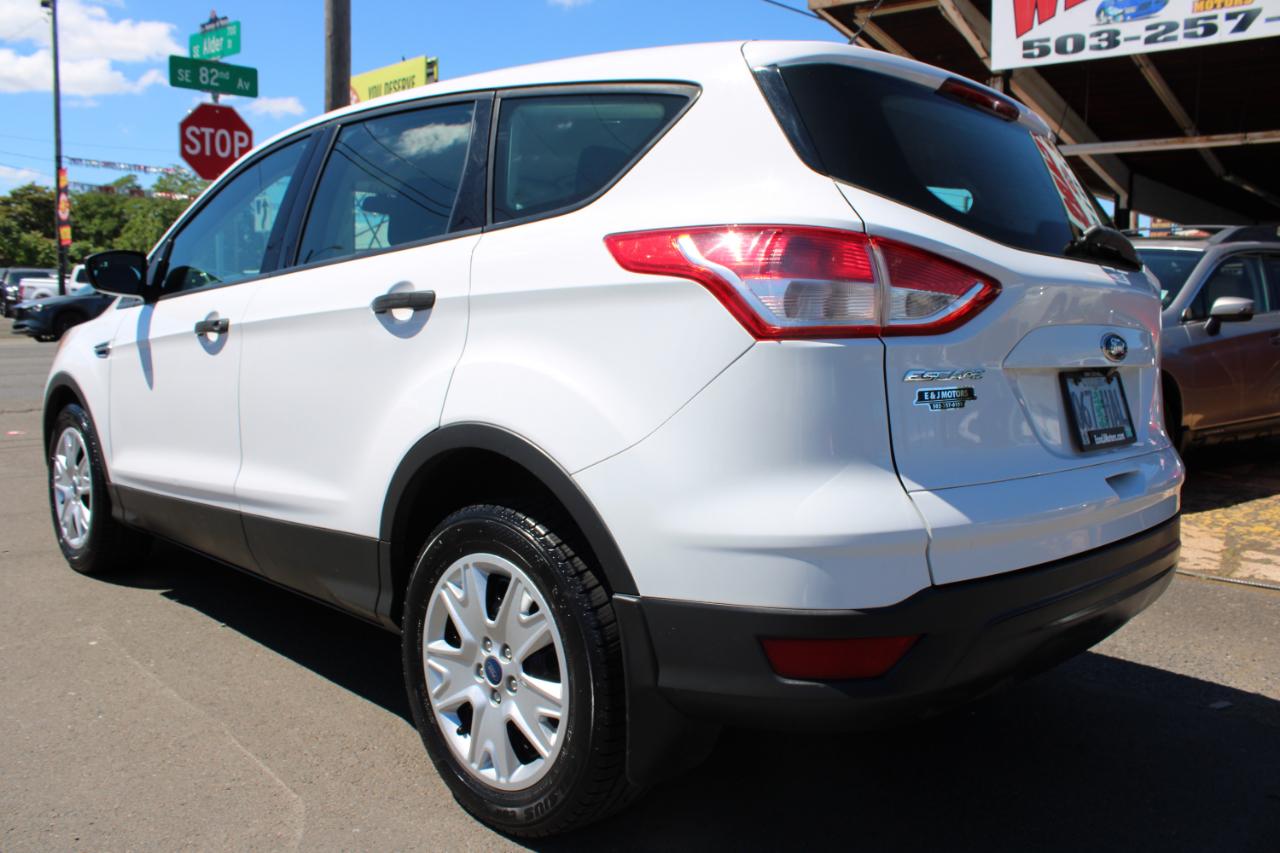 Ford Escape FWD 4dr S 2014