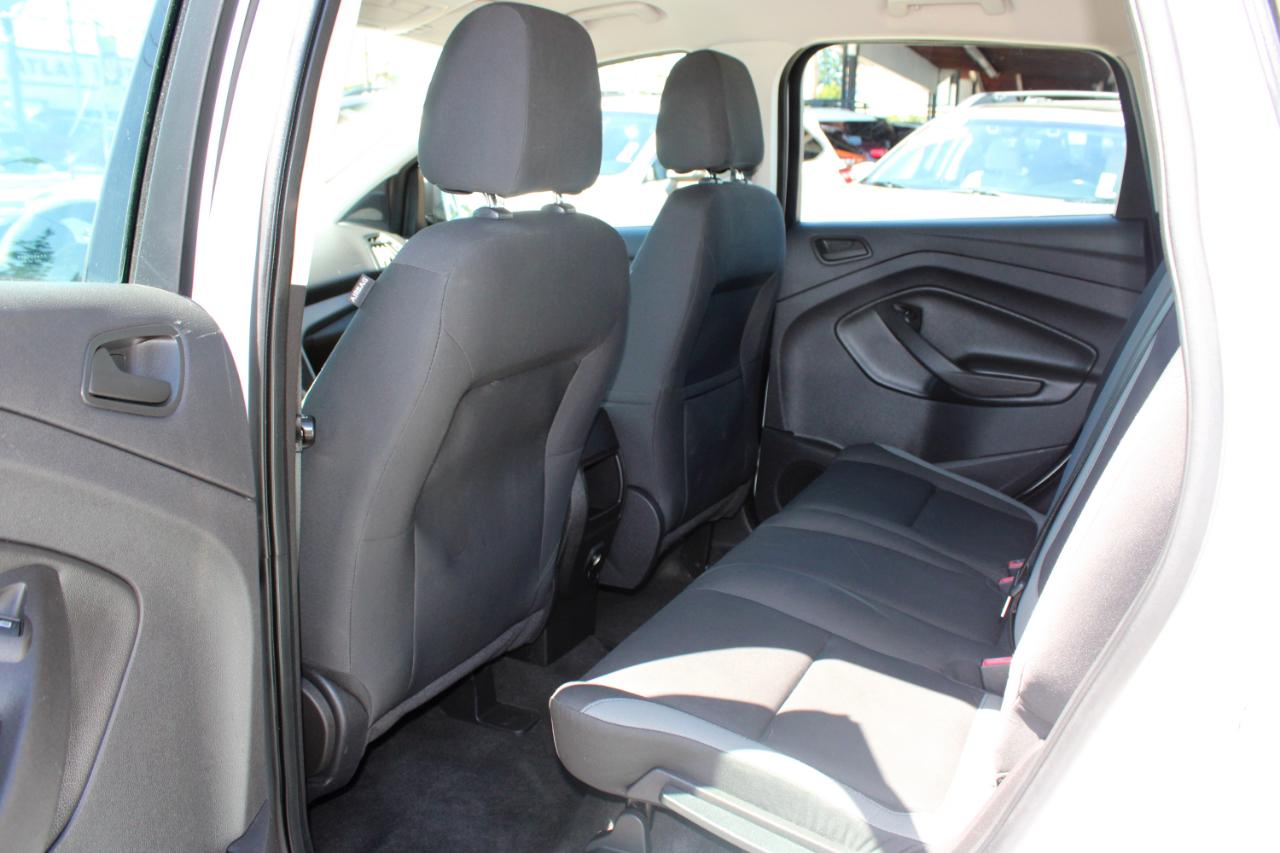 Ford Escape FWD 4dr S 2014