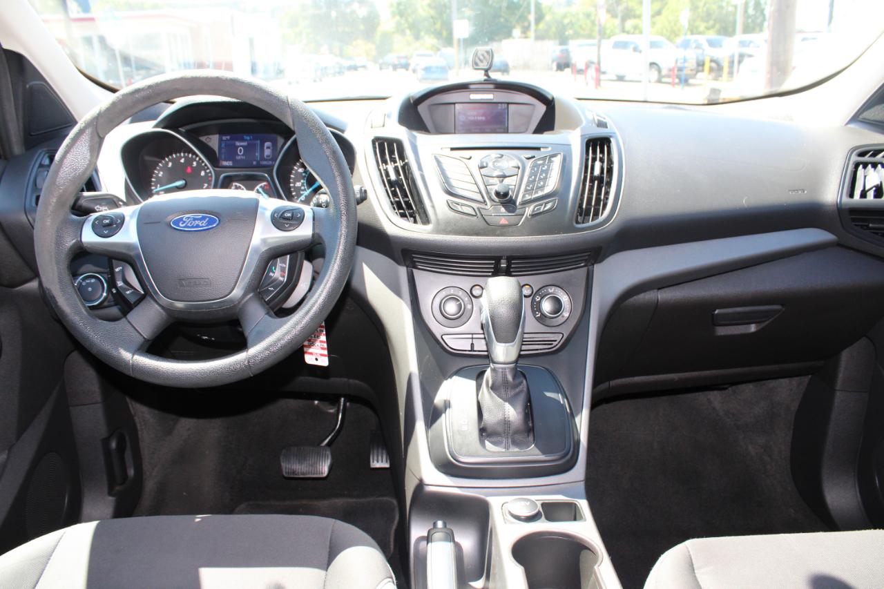 Ford Escape FWD 4dr S 2014