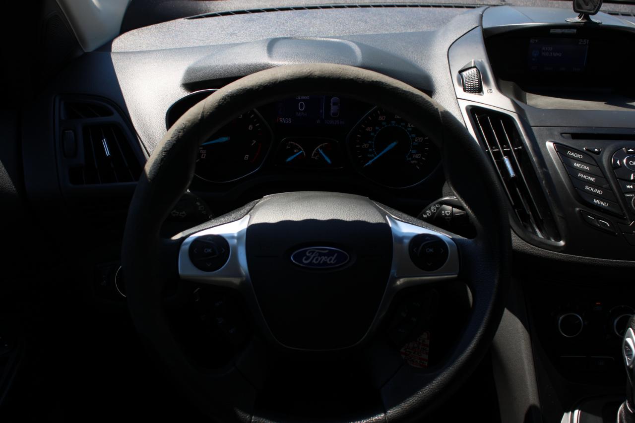 Ford Escape FWD 4dr S 2014