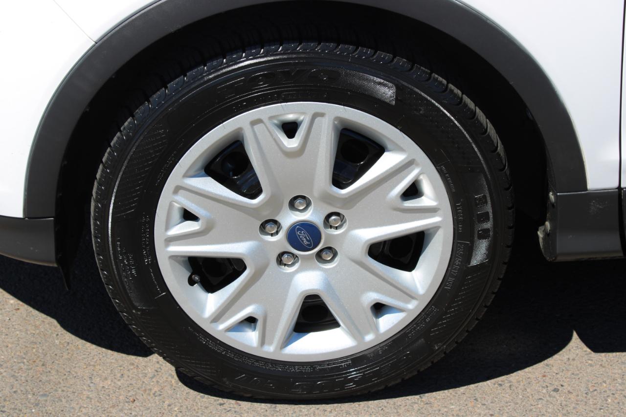 Ford Escape FWD 4dr S 2014