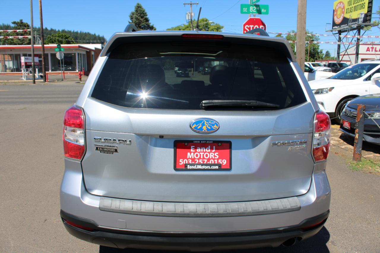 Subaru Forester 4dr Auto 2.5i Touring PZEV 2014