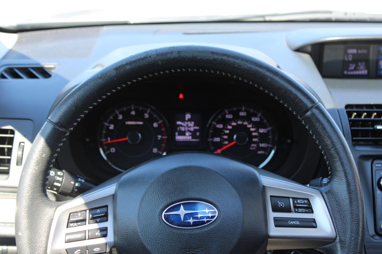 Subaru Forester 4dr Auto 2.5i Touring PZEV 2014