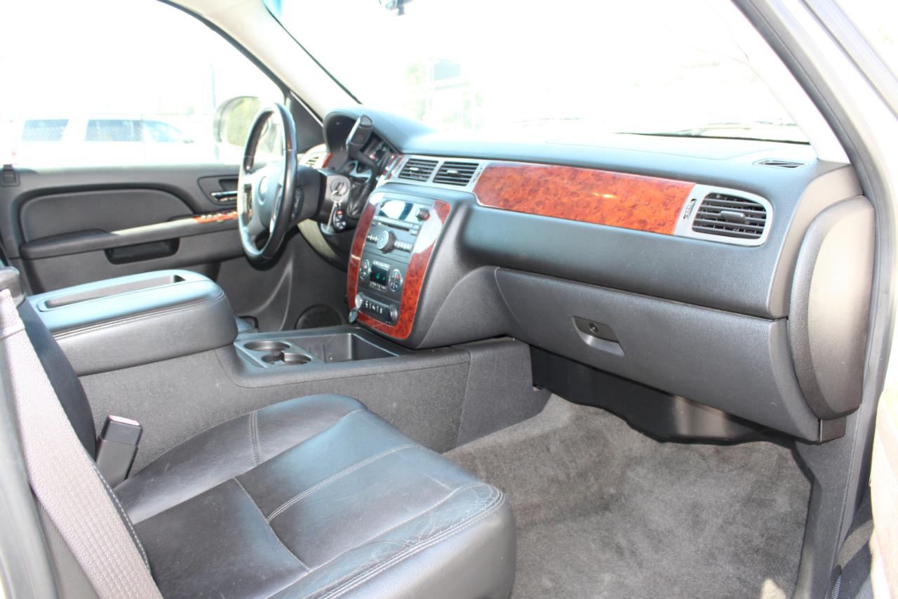 Chevrolet Tahoe 4WD 4dr 1500 LT 2013