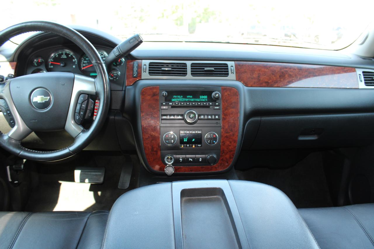 Chevrolet Tahoe 4WD 4dr 1500 LT 2013