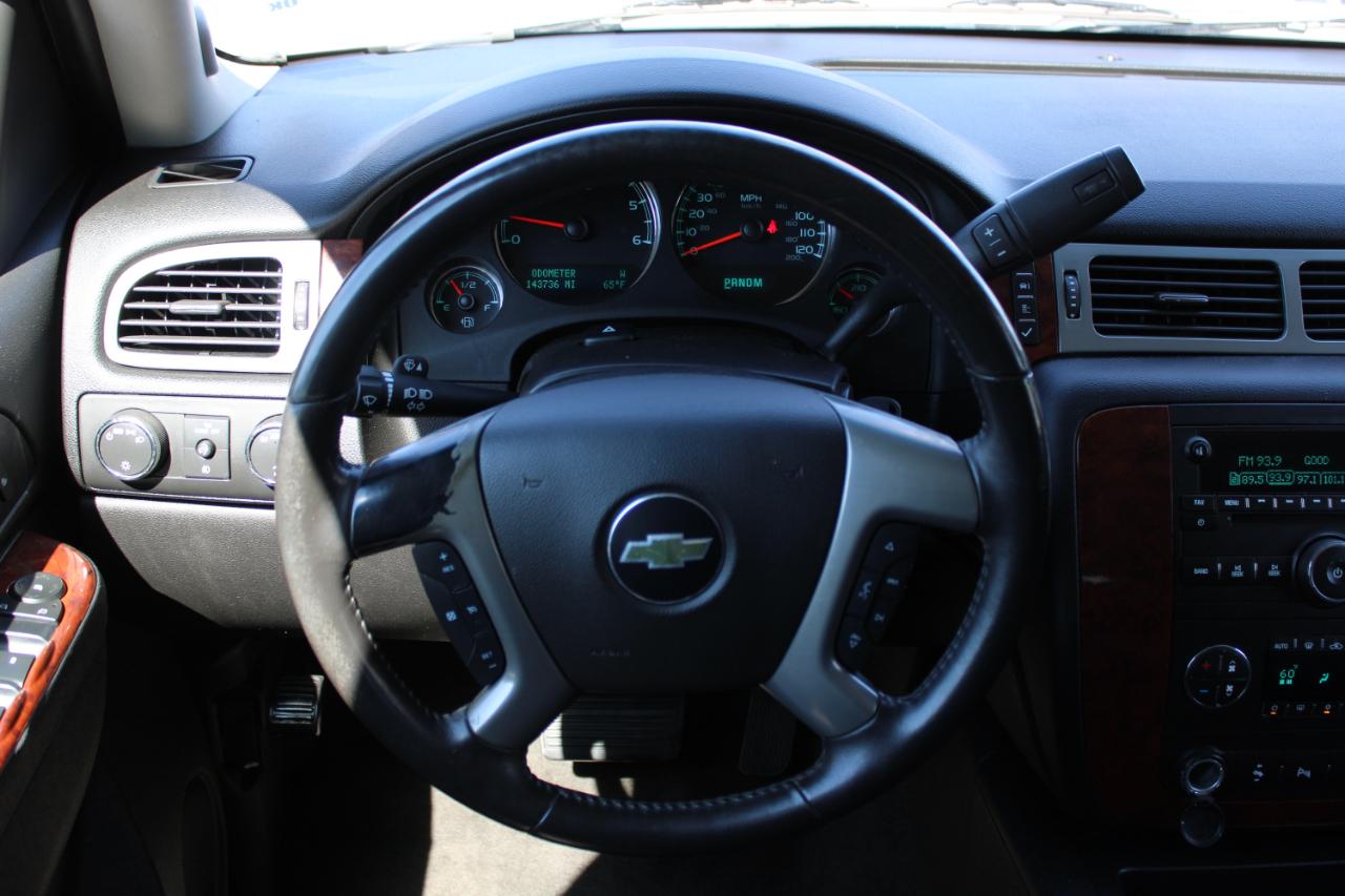 Chevrolet Tahoe 4WD 4dr 1500 LT 2013