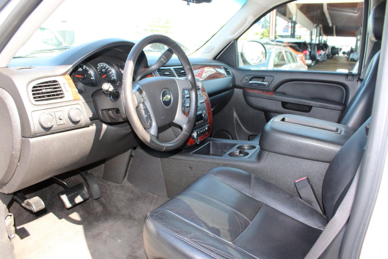 Chevrolet Tahoe 4WD 4dr 1500 LT 2013