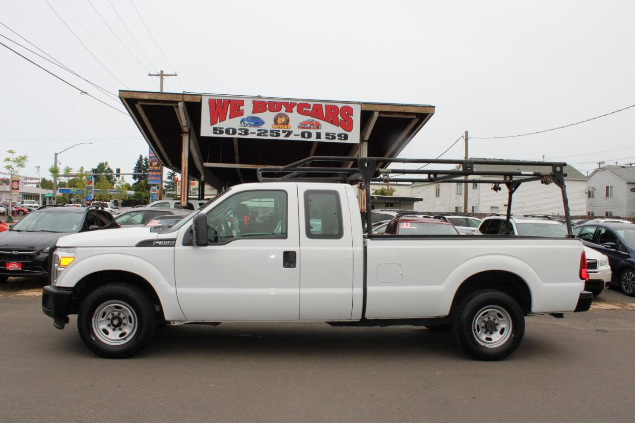 Ford F-350 Super Duty Chassis  2012