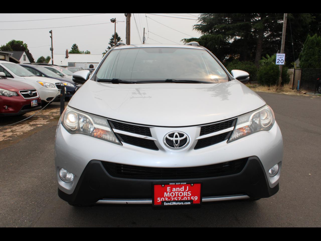 Toyota RAV4 FWD 4dr XLE (Natl) 2013