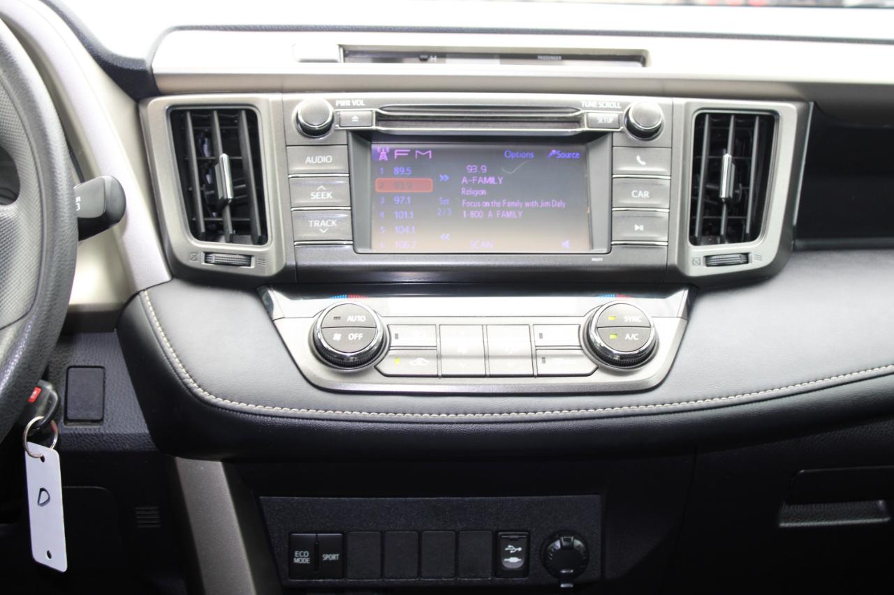 Toyota RAV4 FWD 4dr XLE (Natl) 2013