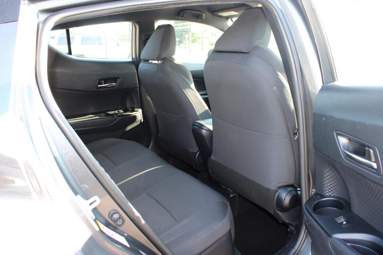 Toyota C-HR XLE FWD (Natl) 2018