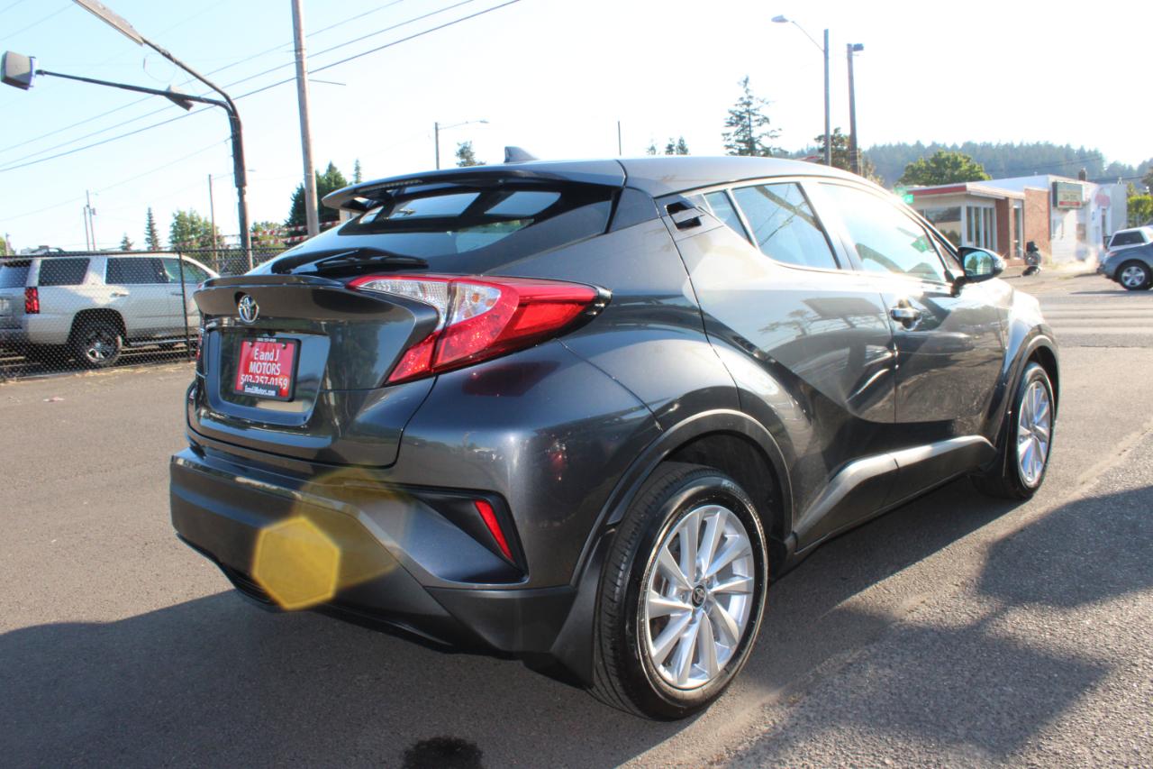Toyota C-HR XLE FWD (Natl) 2018